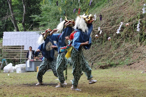 日原の獅子舞の画像