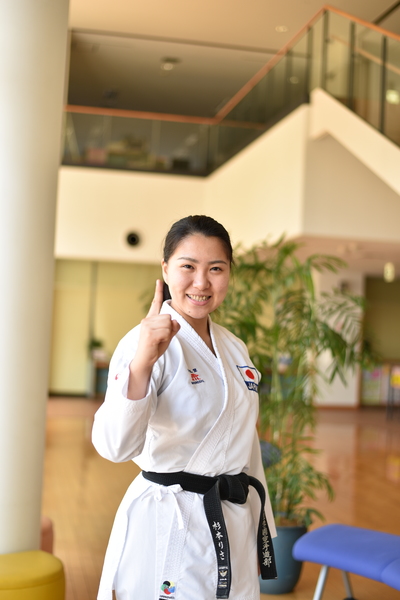 女子空手選手の杉本りささん