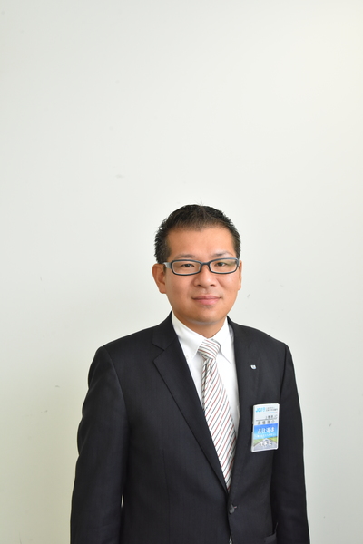 高橋康介さん