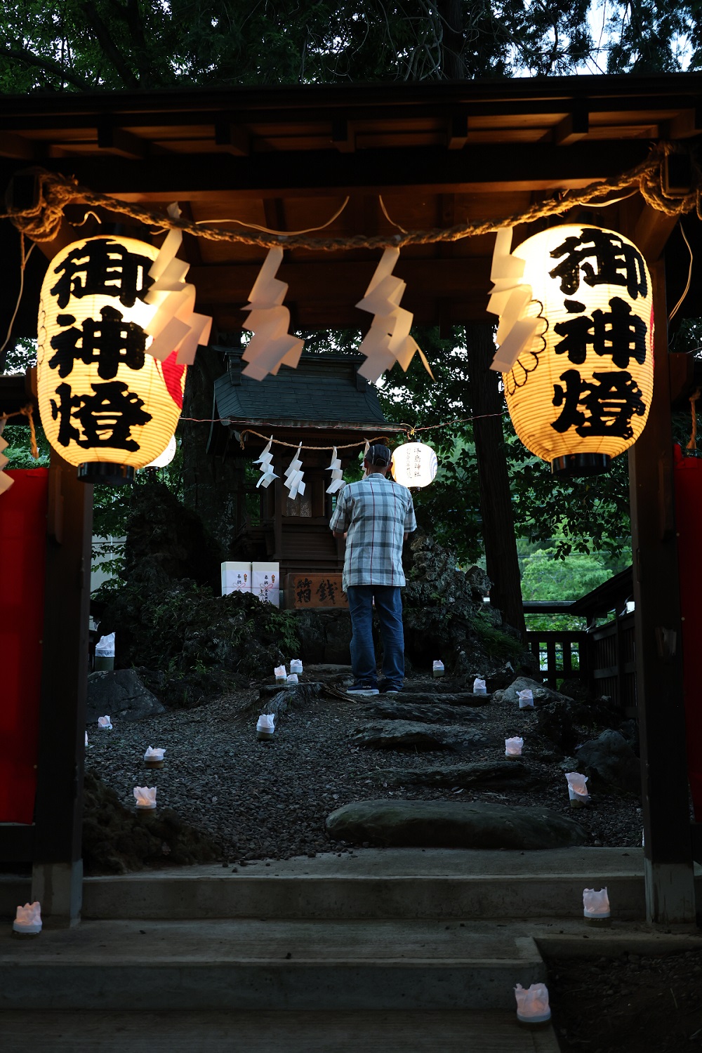 月見ヶ池弁財天祭り　お参り