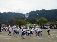 低学年ダンシング玉入れ